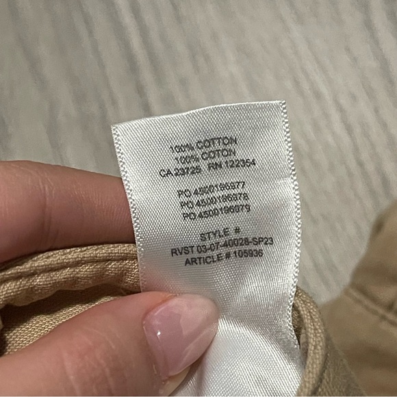 aritzia TNA beige supply cargo mini skirt - Picture 5 of 6